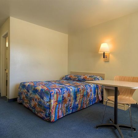 Motel 6-Needles, Ca Exterior photo