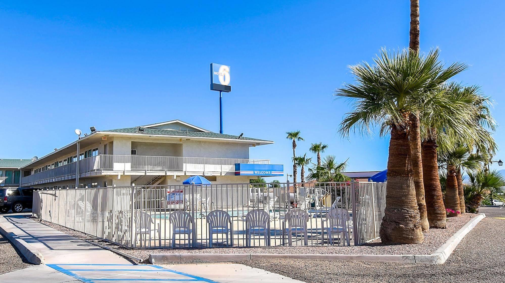 Motel 6-Needles, Ca Exterior photo